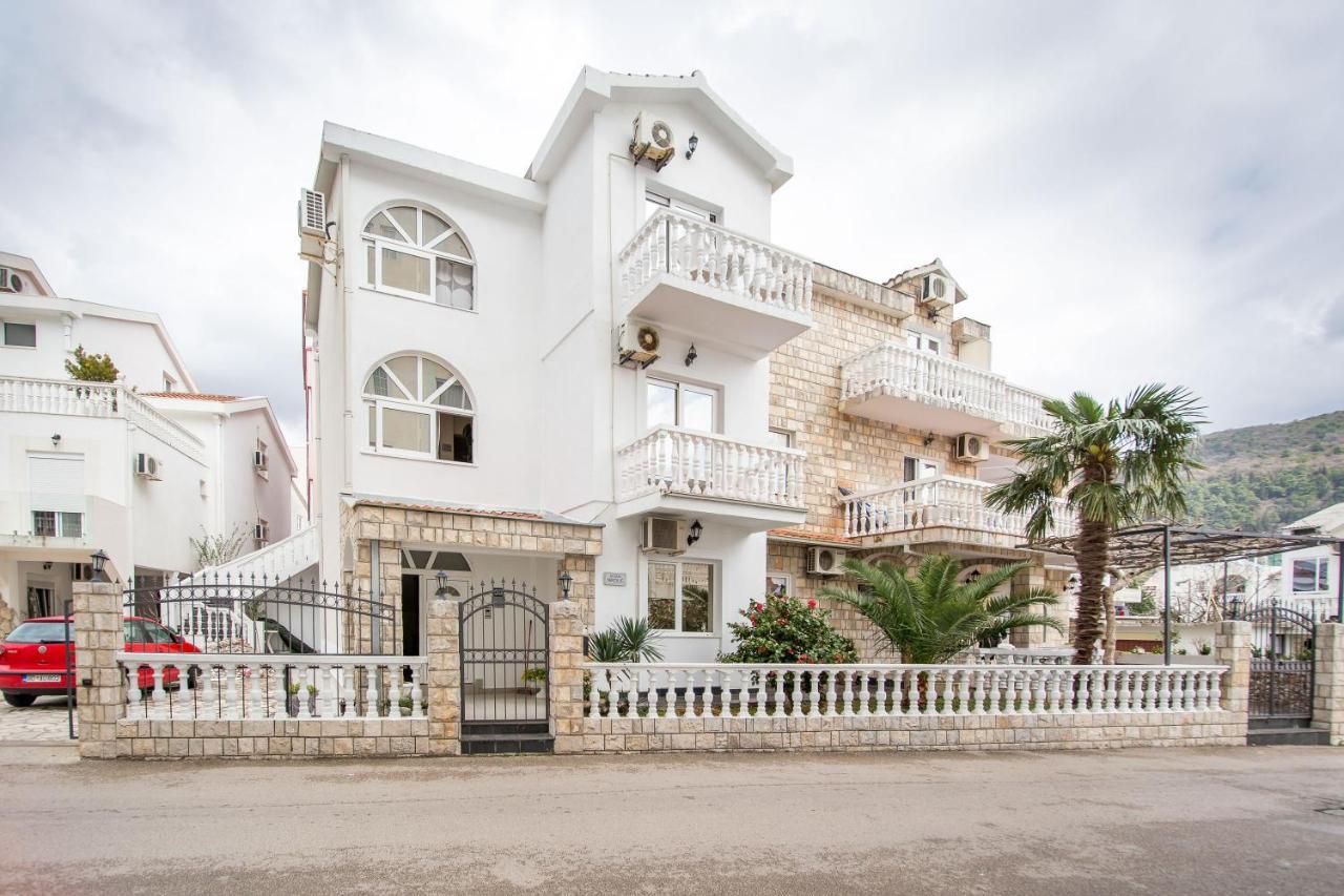 Apartments & Rooms Nikolic Budva Ngoại thất bức ảnh