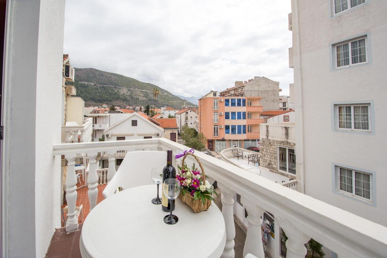Apartments & Rooms Nikolic Budva Ngoại thất bức ảnh