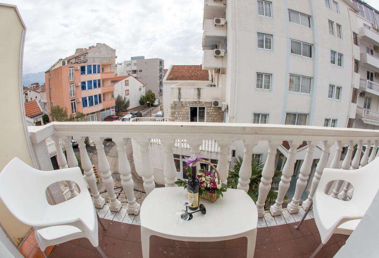 Apartments & Rooms Nikolic Budva Ngoại thất bức ảnh