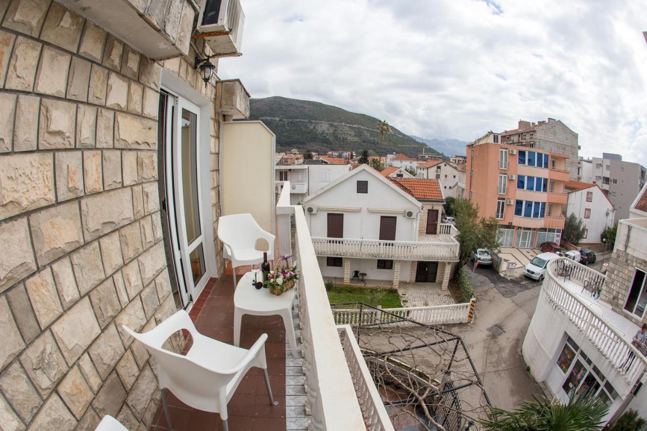 Apartments & Rooms Nikolic Budva Ngoại thất bức ảnh