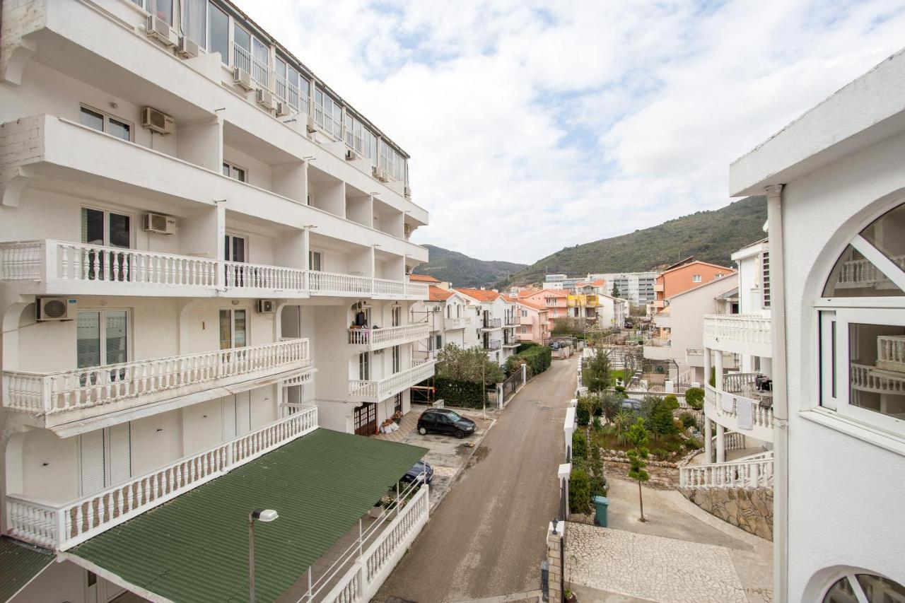 Apartments & Rooms Nikolic Budva Ngoại thất bức ảnh