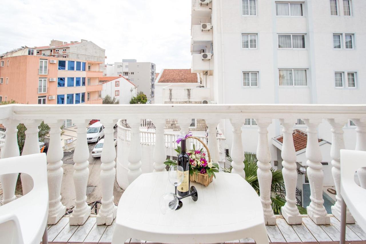 Apartments & Rooms Nikolic Budva Ngoại thất bức ảnh
