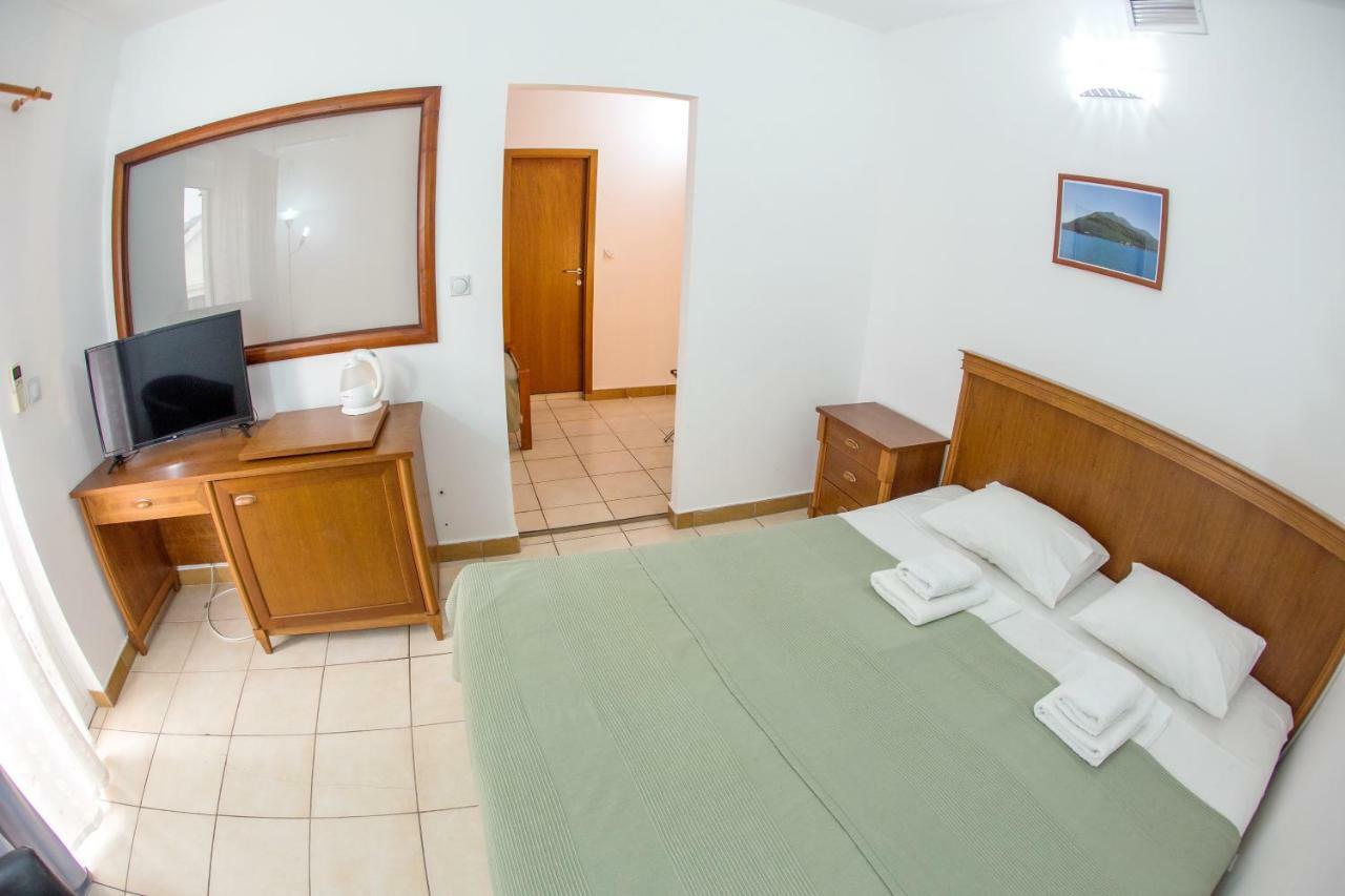 Apartments & Rooms Nikolic Budva Ngoại thất bức ảnh