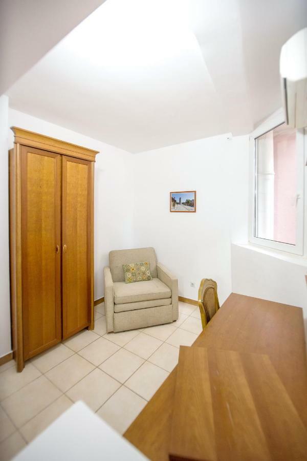 Apartments & Rooms Nikolic Budva Ngoại thất bức ảnh